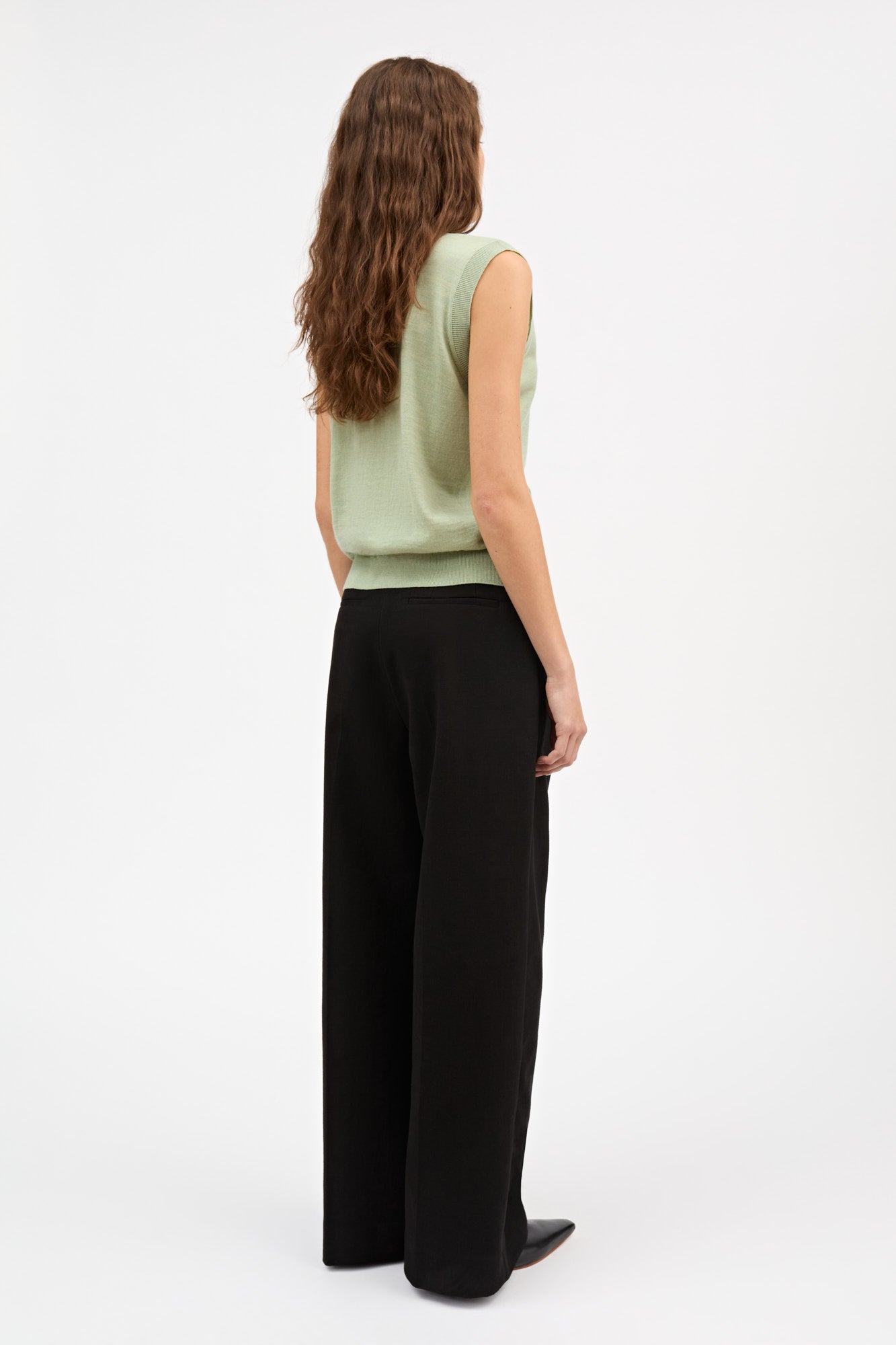 Skall Studio Amara v-neck vest Vest Light green mélange