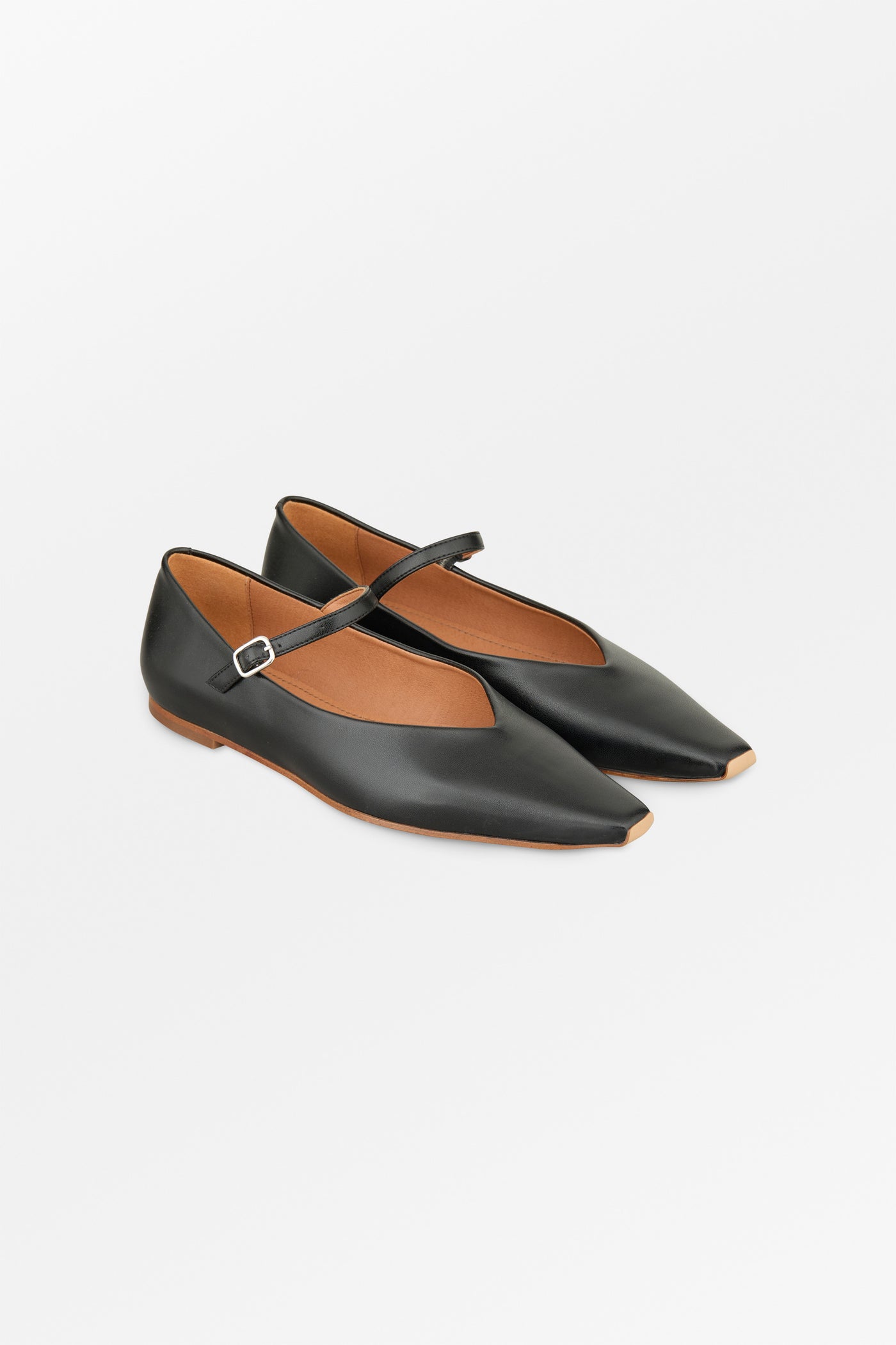 Skall Studio Pointy mary jane Shoes Black