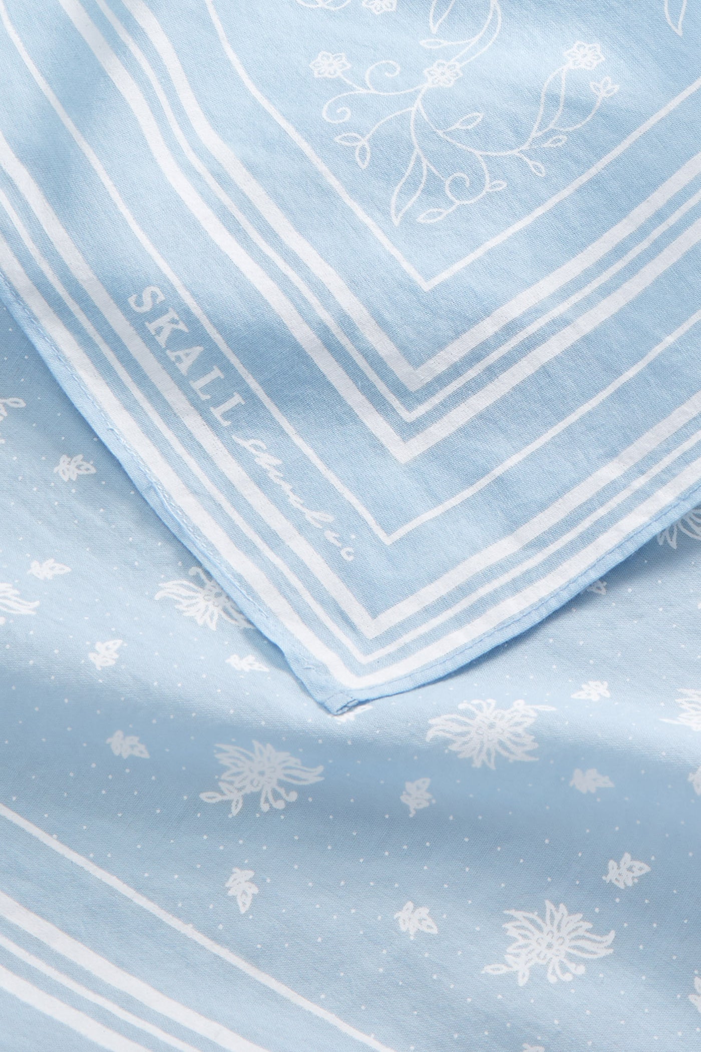 Skall Studio Skall classic scarf 90x90 Scarf Sky blue