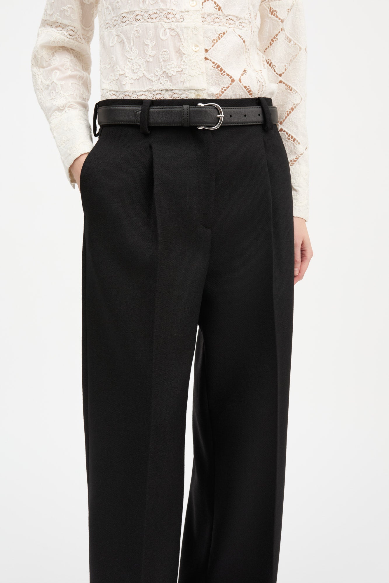 Skall Studio Thom trousers Pants Black