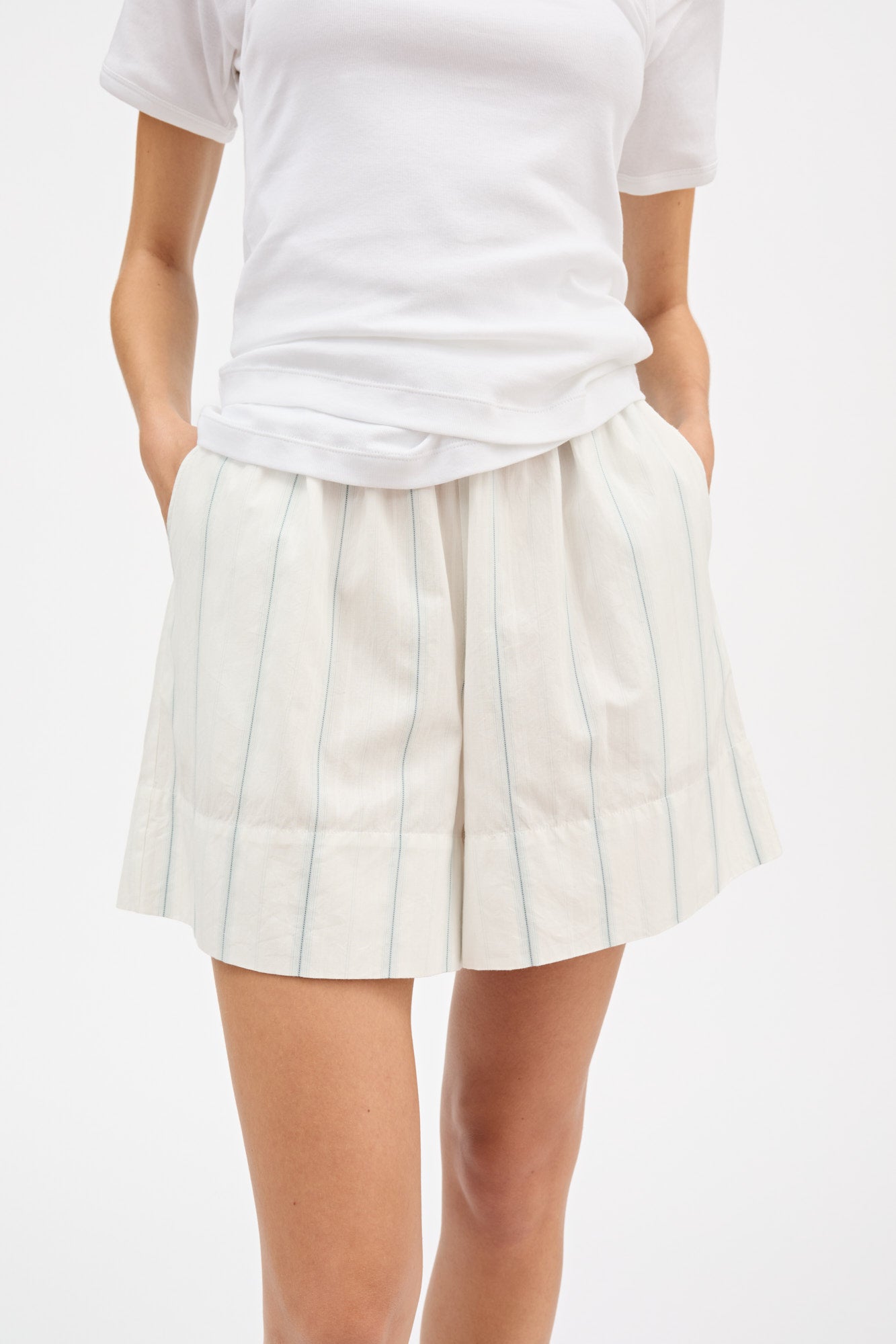Skall Studio Vetiver shorts Shorts White/Navy stripe